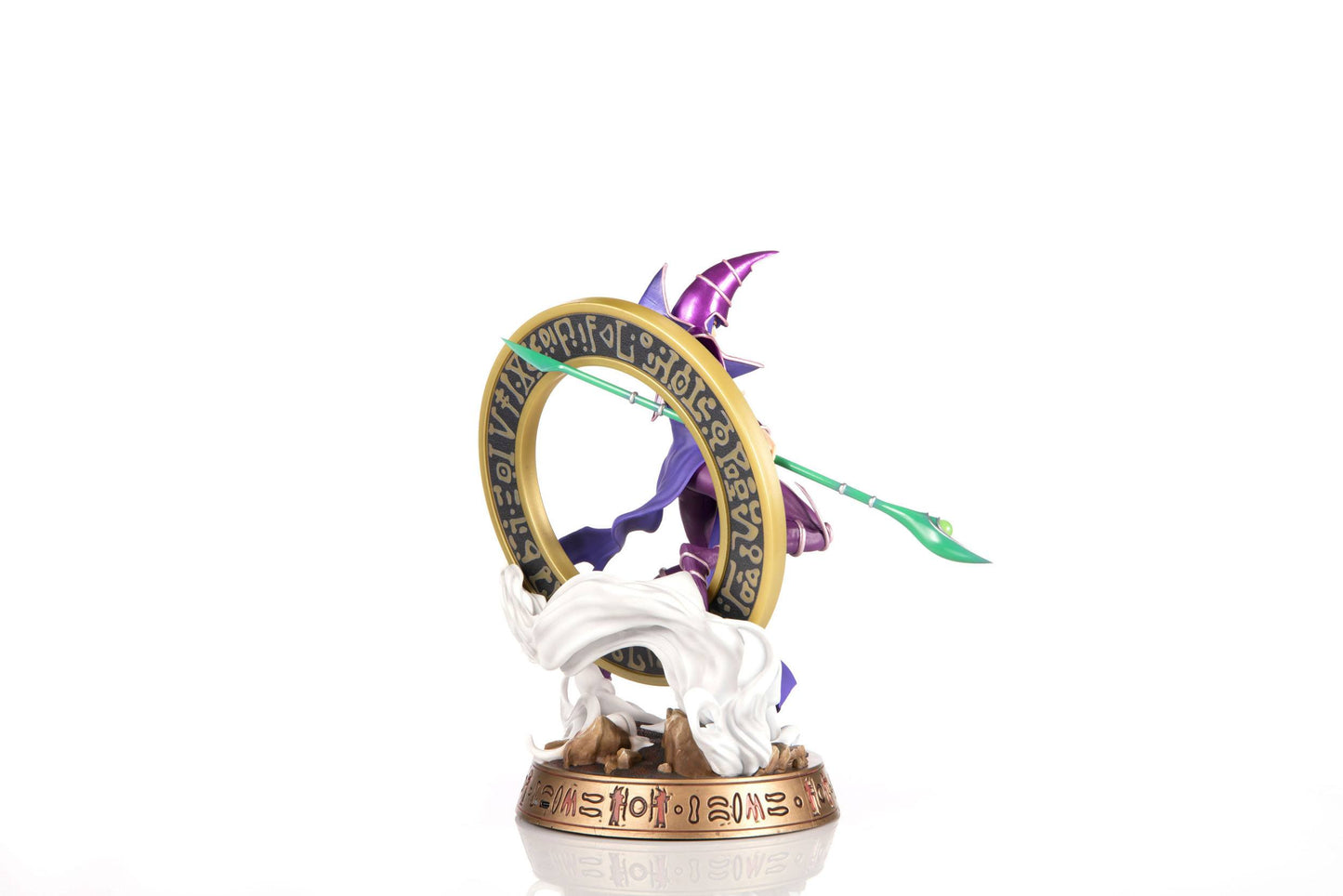 Yu-Gi-Oh!: Statue - Dark Magician - Purple Version