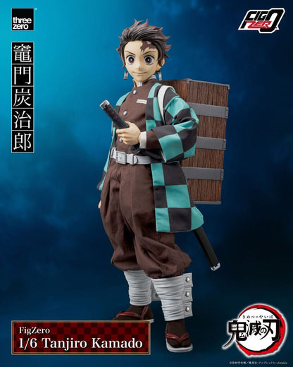 Demon Slayer: Tanjiro Kamado – FigZero Actionfigur – 27 cm
