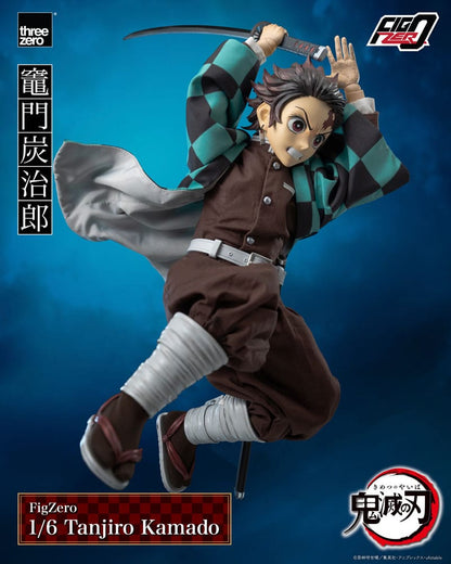 Demon Slayer: Tanjiro Kamado – FigZero Actionfigur – 27 cm