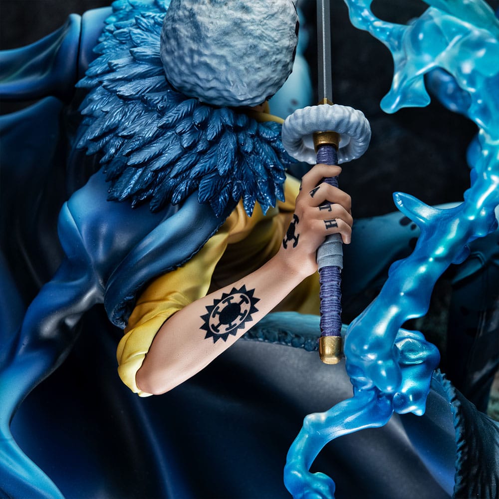 One Piece: Trafalgar Law – The Surgeon of Death Awaken Ver. – Portrait Of Pirates WA-MAXIMUM – 27 cm