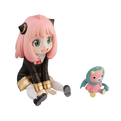 Spy x Family Statue Anya Palm Size Edition Deluxe