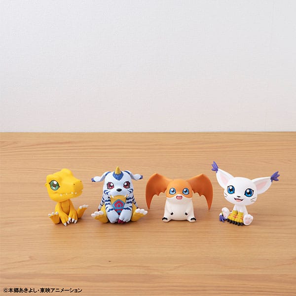 Digimon Adventure Look Up Statue Patamon