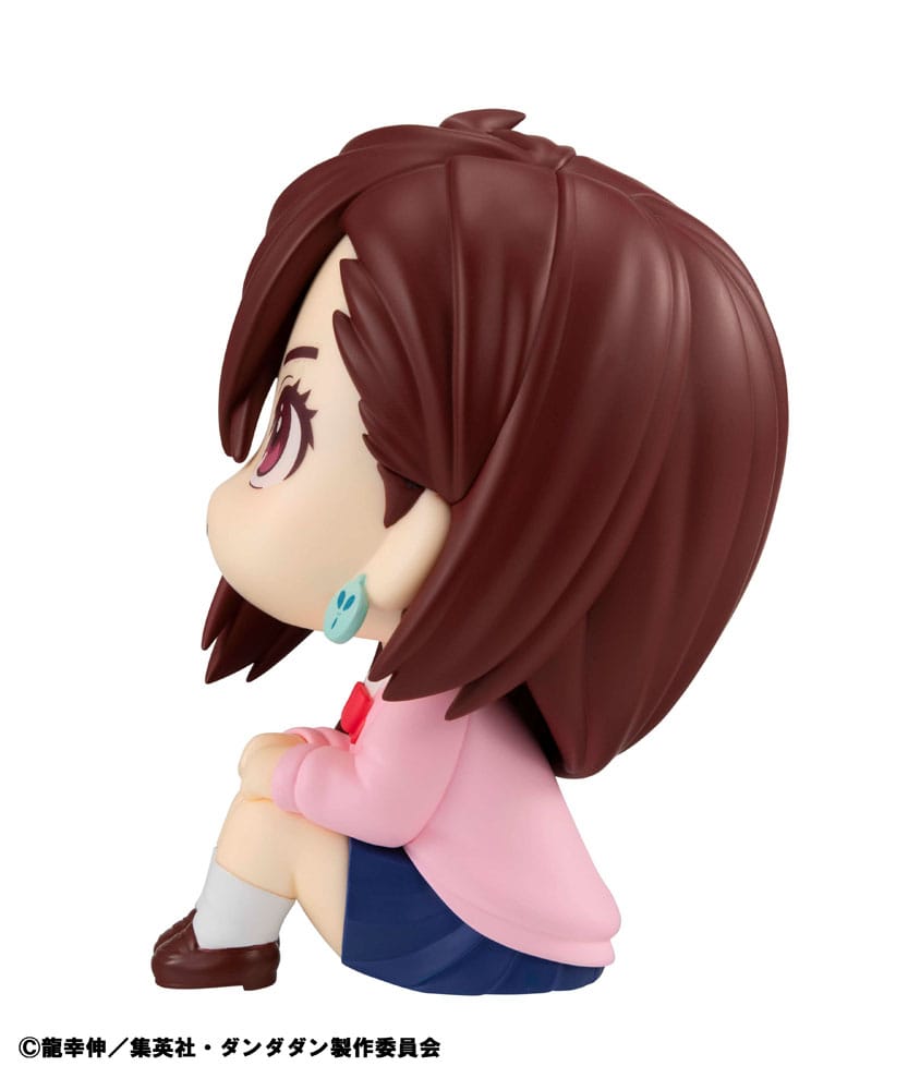 Dandadan: Momo – Look Up – PVC Statue – 11 cm